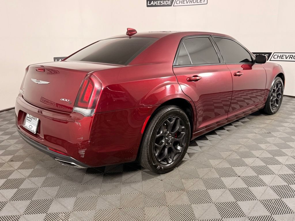 Used 2019 Chrysler 300 S AWD/4WD image 6