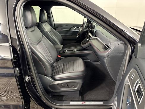 New 2026 Ford Explorer ST-Line w/ ST-Line Street Pack RWD image 5