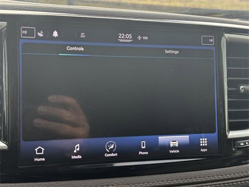 Certified 2021 Chrysler Pacifica Touring image 29