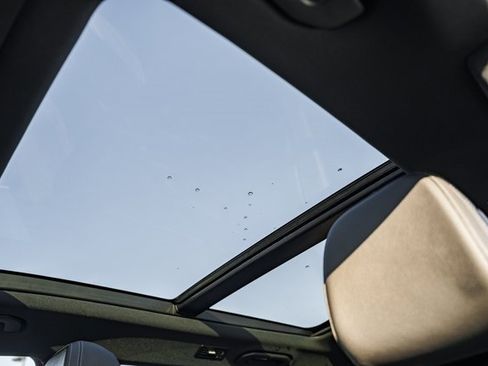 Certified 2025 Mercedes-Benz GLS 450 4MATIC image 33