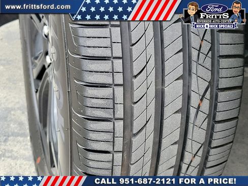 Certified 2024 Ford Edge SE w/ Black Appearance Package image 19