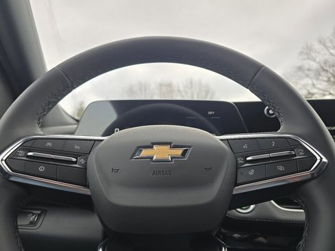 New 2026 Chevrolet Equinox LT image 15