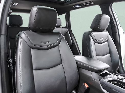 Used 2024 Cadillac XT6 Sport w/ LPO, Floor Liner Package AWD/4WD image 38