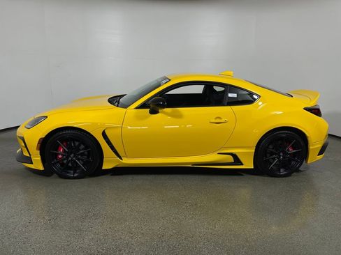 New 2026 Toyota GR86 YUZU Limited image 6