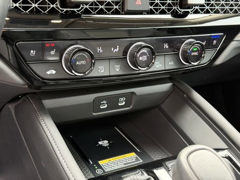 Used 2023 Honda Accord Touring image 28