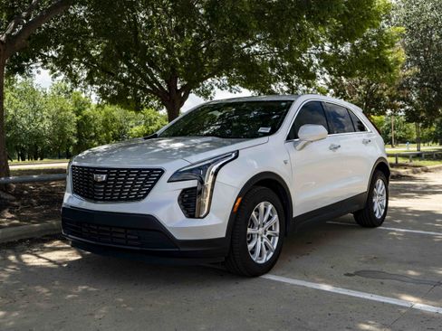 Used 2023 Cadillac XT4 Luxury FWD image 5