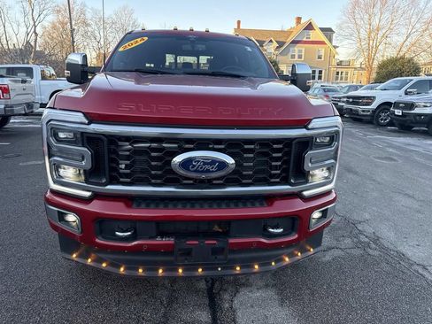 Used 2024 Ford F350 Platinum w/ FX4 Off-Road Package image 8