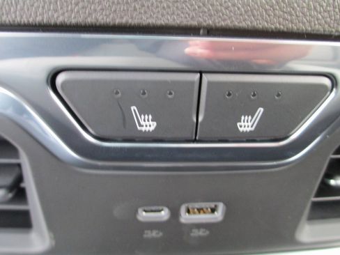 New 2026 GMC Sierra 1500 SLT w/ SLT Premium Plus Package image 13