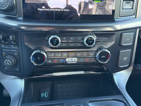 Used 2024 Ford F150 Platinum w/ Equipment Group 702A High AWD/4WD image 27