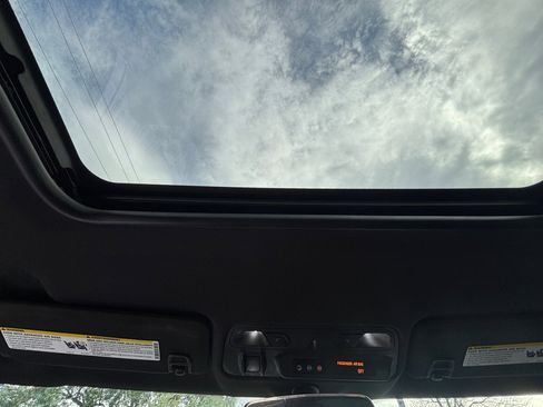 Used 2019 Chevrolet Camaro LT w/ RS Package image 8