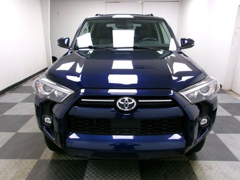 Used 2023 Toyota 4Runner SR5 Premium w/ Moonroof Package AWD/4WD image 15