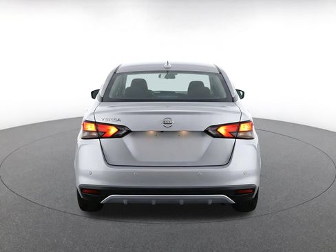 Used 2025 Nissan Versa SV FWD image 8