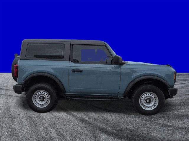 Certified 2023 Ford Bronco 2-Door AWD/4WD image 3