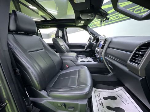 Used 2021 Ford Expedition XLT image 29