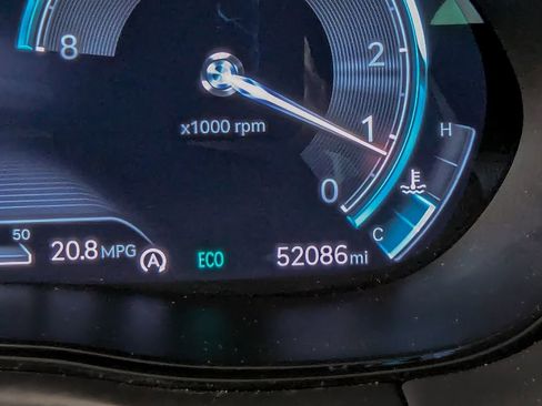 Used 2023 Genesis GV70 2.5T w/ Sport Prestige Package image 35