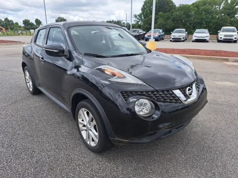 Used 2015 Nissan Juke S AWD/4WD image 1
