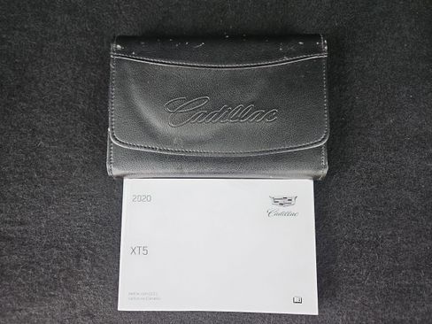 Used 2020 Cadillac XT5 Luxury image 34