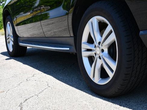 Used 2015 Mercedes-Benz ML 350 4MATIC image 9