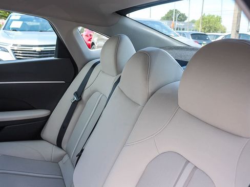 Certified 2025 Hyundai Sonata SE image 23