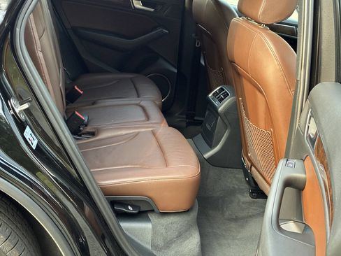 Used 2016 Audi Q5 2.0T Premium Plus w/ Technology Package image 12