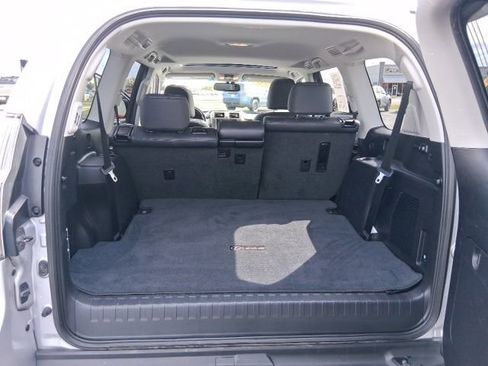 Used 2019 Lexus GX 460 Luxury image 30