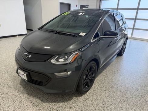 Used 2020 Chevrolet Bolt LT FWD image 6