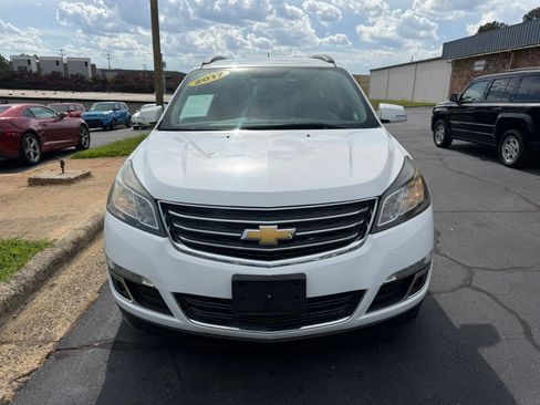 Used 2017 Chevrolet Traverse LT AWD/4WD image 2