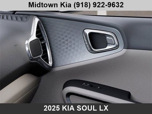 New 2025 Kia Soul LX image 25