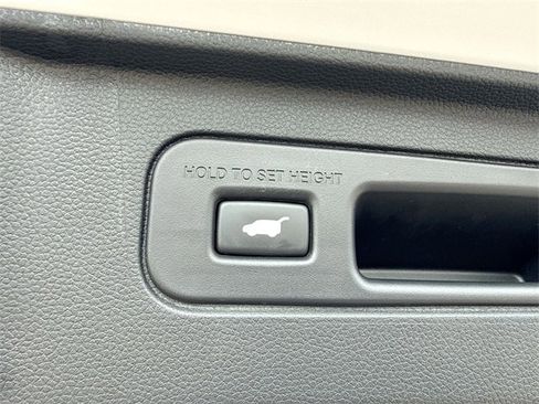 Used 2024 Honda Pilot Elite image 22