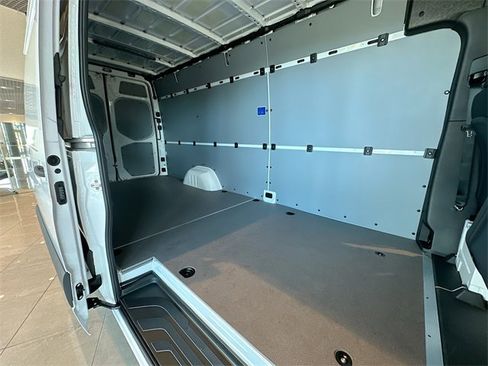 New 2026 Mercedes-Benz Sprinter 2500 image 22
