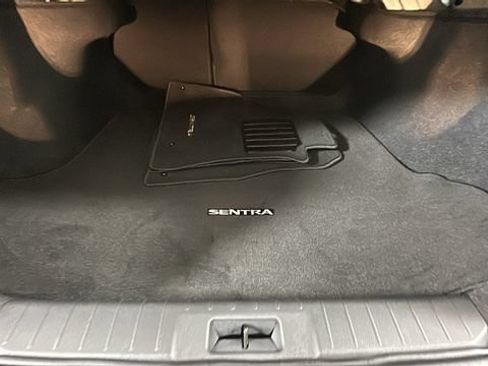 Used 2023 Nissan Sentra SR FWD image 29