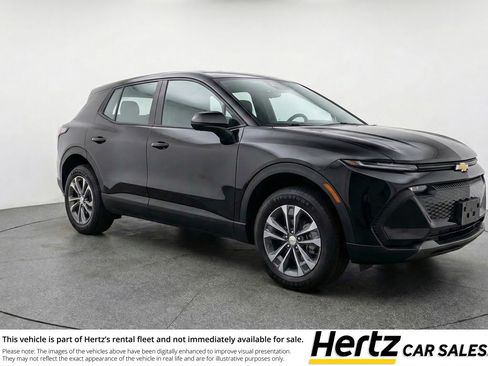 Used 2025 Chevrolet Equinox LT FWD image 1