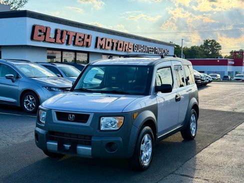 Used 2004 Honda Element EX image 1