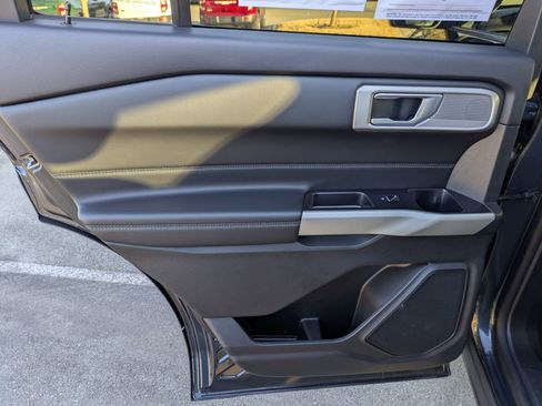 Certified 2023 Ford Explorer XLT w/ Equipment Group 202A image 30