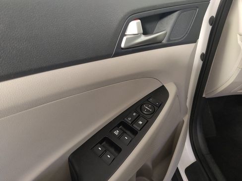 Used 2019 Hyundai Tucson SE FWD image 27