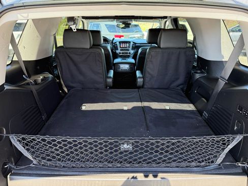 Used 2018 GMC Yukon SLT w/ Premium Edition AWD/4WD image 14