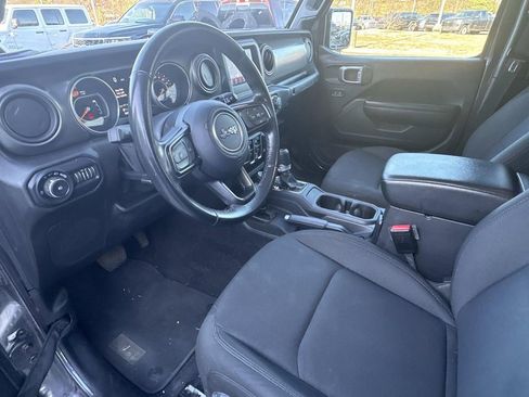 Used 2021 Jeep Wrangler Unlimited Sport image 23