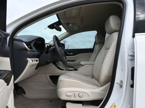 Used 2023 GMC Acadia Denali AWD/4WD image 19