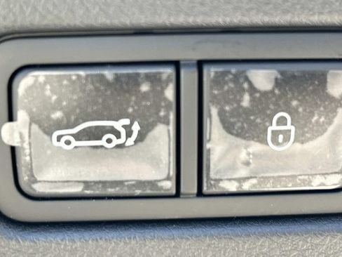 New 2026 Genesis GV70 2.5T Advanced image 13