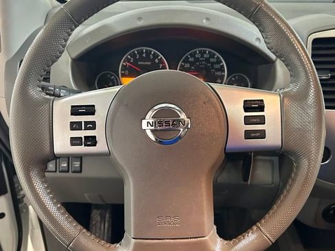 Used 2019 Nissan Frontier SL AWD/4WD image 31