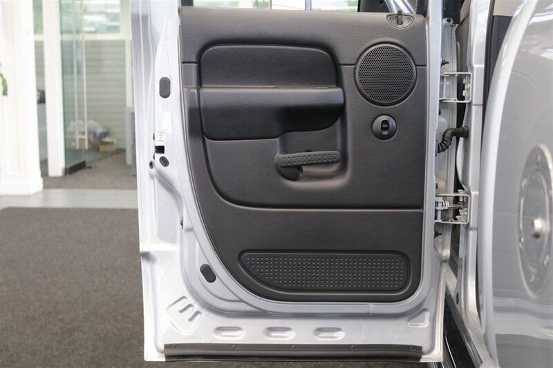 Used 2004 Dodge Ram 2500 Truck SLT w/ Trailer Tow Group AWD/4WD image 64
