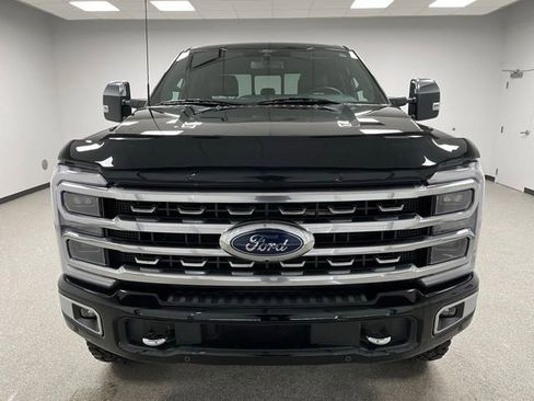 Used 2024 Ford F350 Platinum w/ Tremor Off-Road Package AWD/4WD image 3