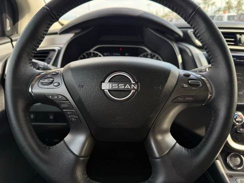Certified 2024 Nissan Murano SV w/ SV Midnight Edition Package image 23