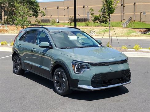 New 2025 Kia Niro Wind w/ Wind Preserve Package image 3