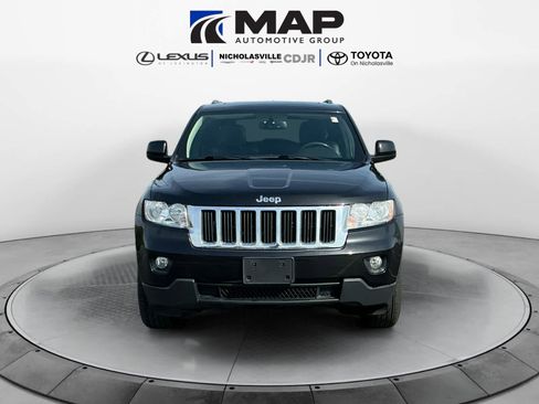 Used 2013 Jeep Grand Cherokee Laredo w/ Laredo E Group image 8
