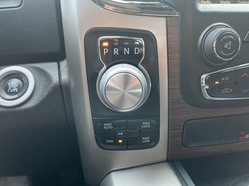 Used 2015 RAM 1500 Laramie w/ Convenience Group image 27