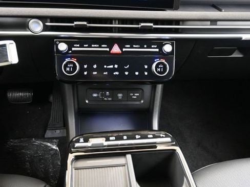 New 2026 Hyundai Tucson Limited image 28