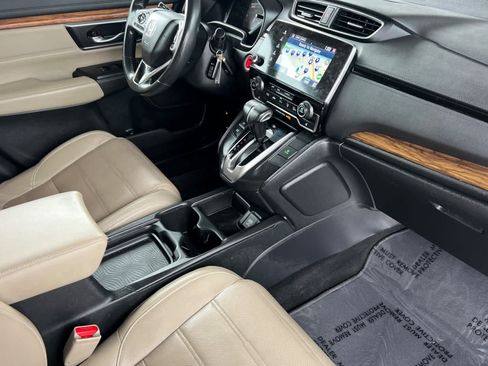 Used 2019 Honda CR-V Touring image 17