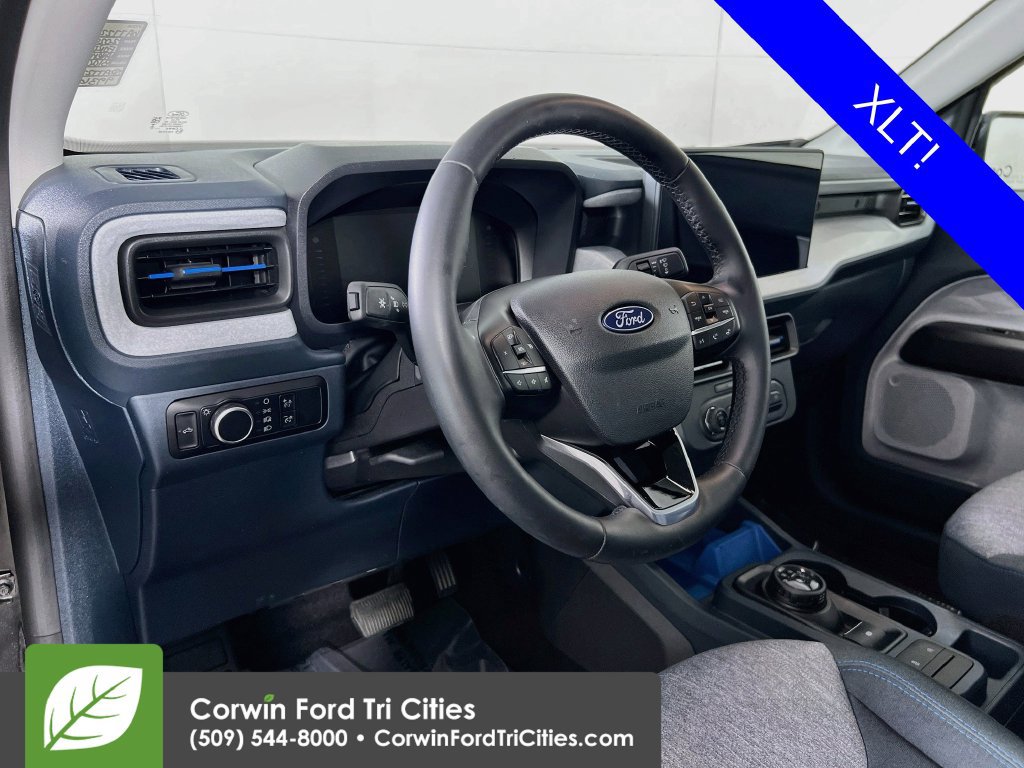 Used 2025 Ford Maverick XLT w/ XLT Luxury Package AWD/4WD image 2