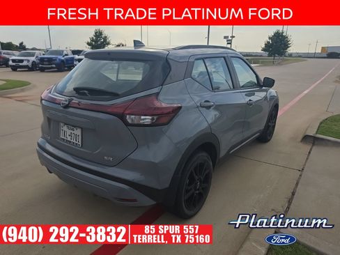 Used 2023 Nissan Kicks SR FWD image 14
